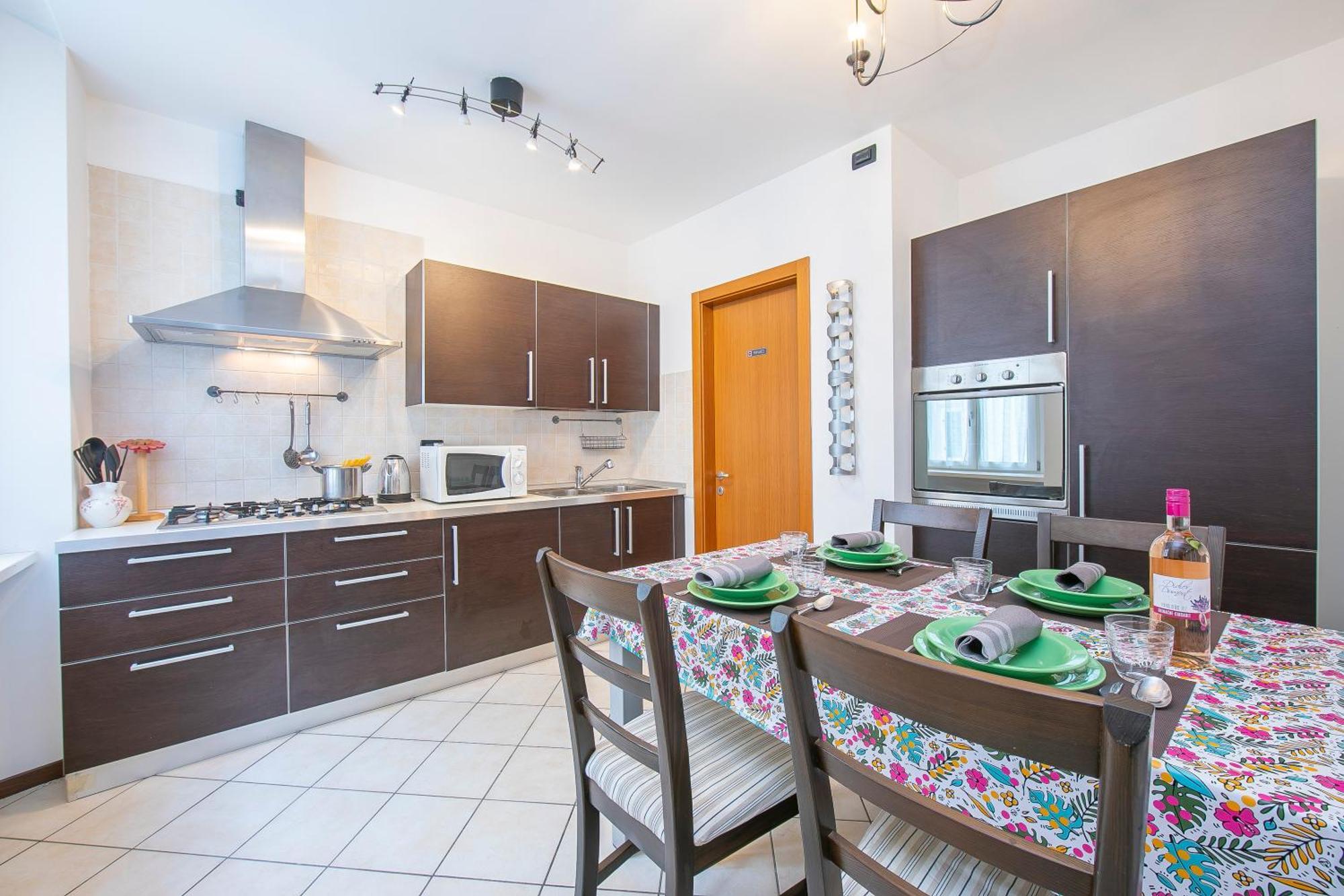 Casa Azzurra 150Mt From Lake - Happy Rentals ริวาเดลการ์ดา ภายนอก รูปภาพ